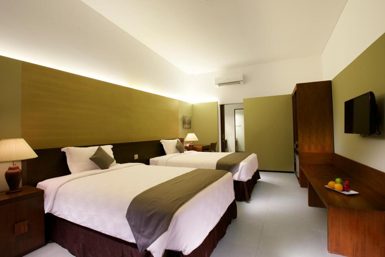 Hotel Neo+ Green Savana Sentul City Богор Екстер'єр фото