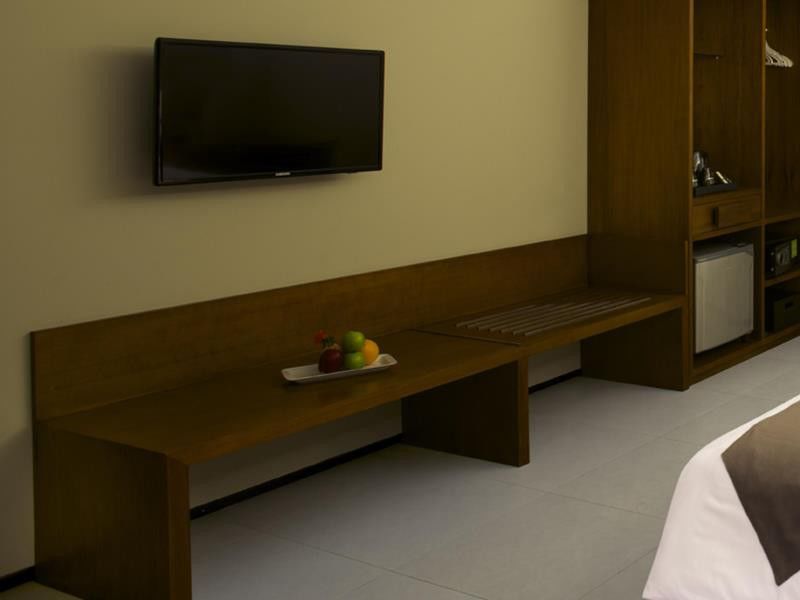 Hotel Neo+ Green Savana Sentul City Богор Екстер'єр фото